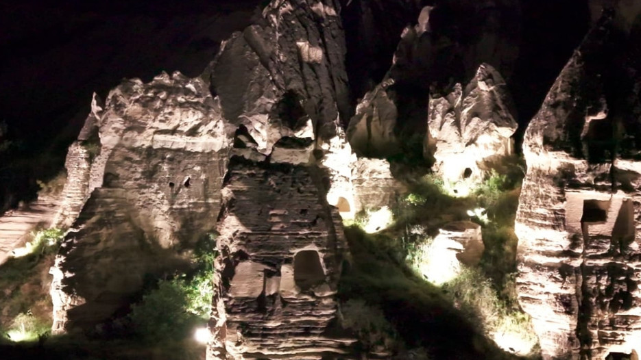 Kapadokya artık gece de büyülüyor