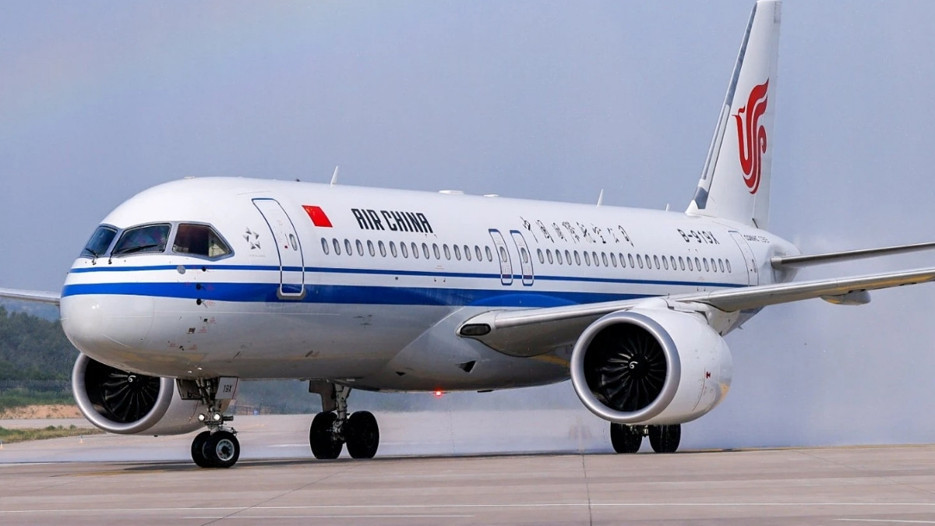 Boeing ve Airbus'un Çinli rakibi ilk uçuşunu yaptı