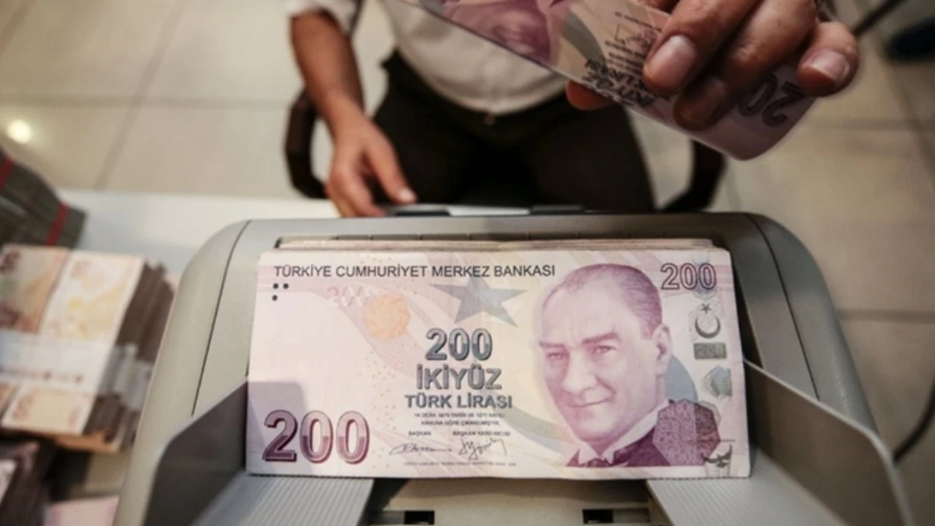 TL mevduat faizi son 3 yılın en düşük seviyesinde