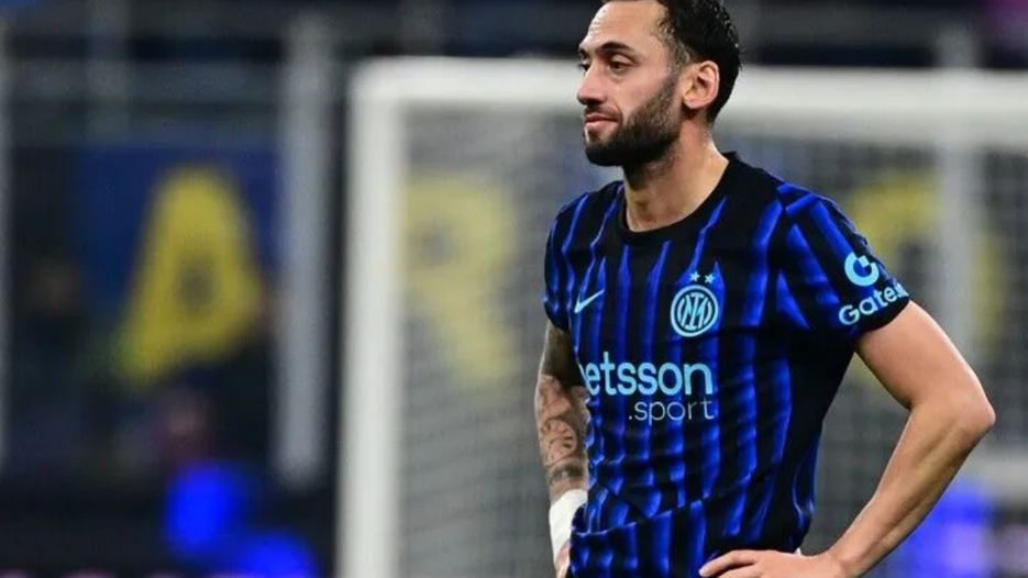 Hakan Çalhanoğlu Inter ile sözleşme yenileyecek