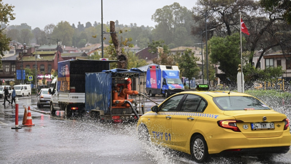 İstanbul'da okullar yarın da tatil