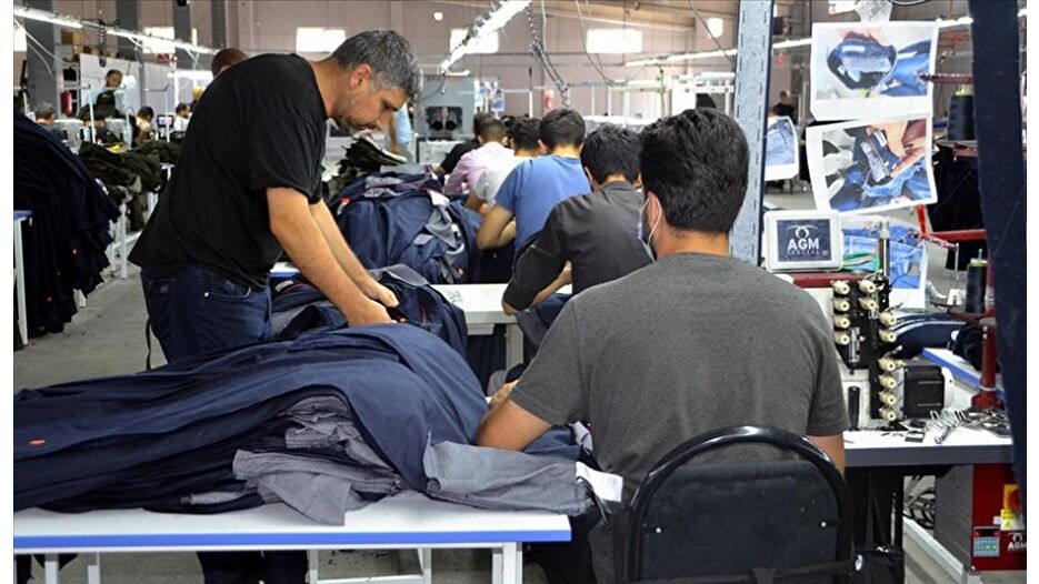 Muş'ta kurduğu fabrikadan 11 ülkeye ürün gönderiyor