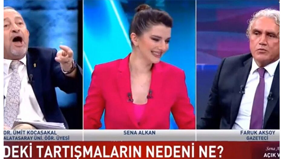Tartışma ortasında kalan moderatör Sena Alkan'ın zor anları