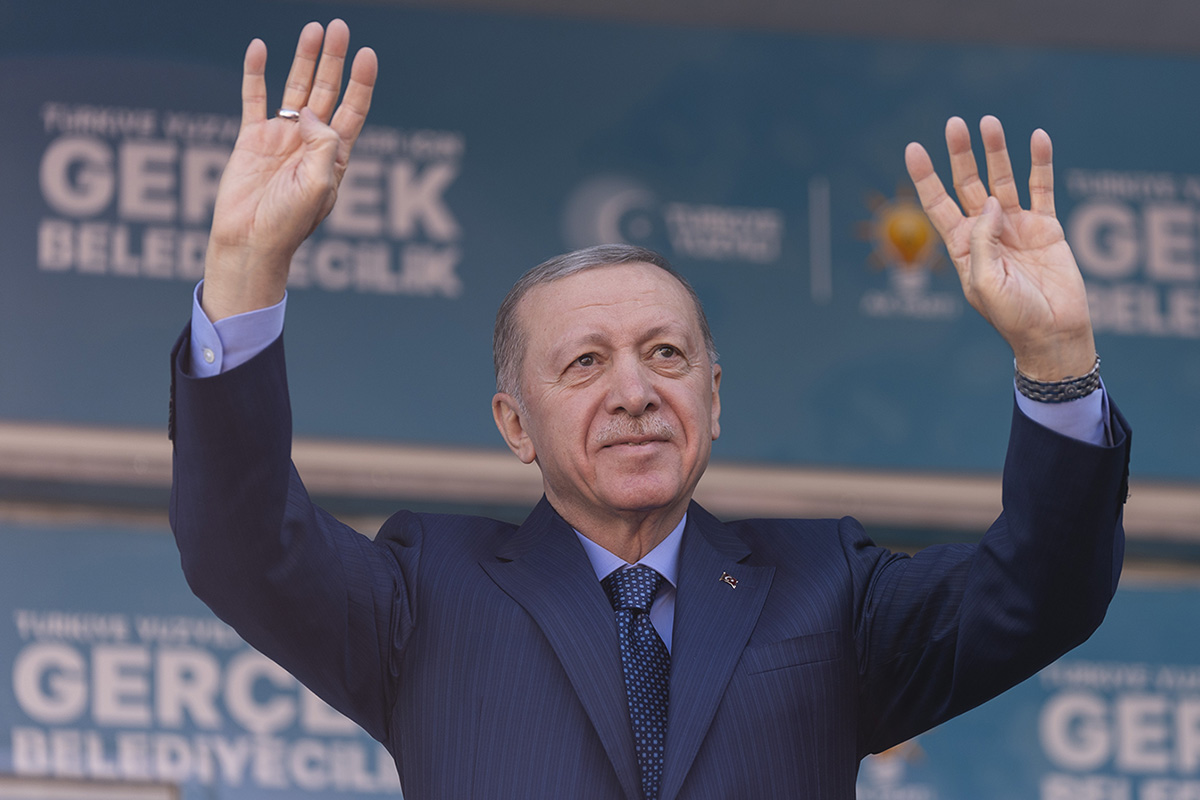 Erdoğan: Eskiler 'otu çek, köküne bak' der. Bunlar bu...