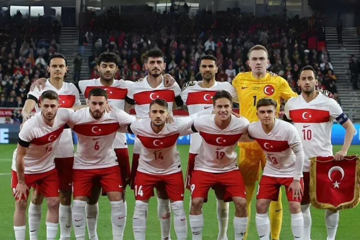 Rıdvan Yılmaz, Milli Takım kadrosundan çıkarıldı