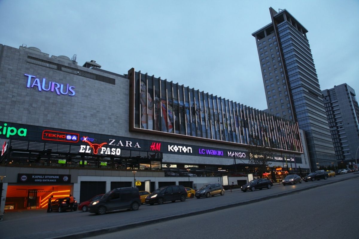 Ankara'nın ünlü AVM'si icradan satılıyor