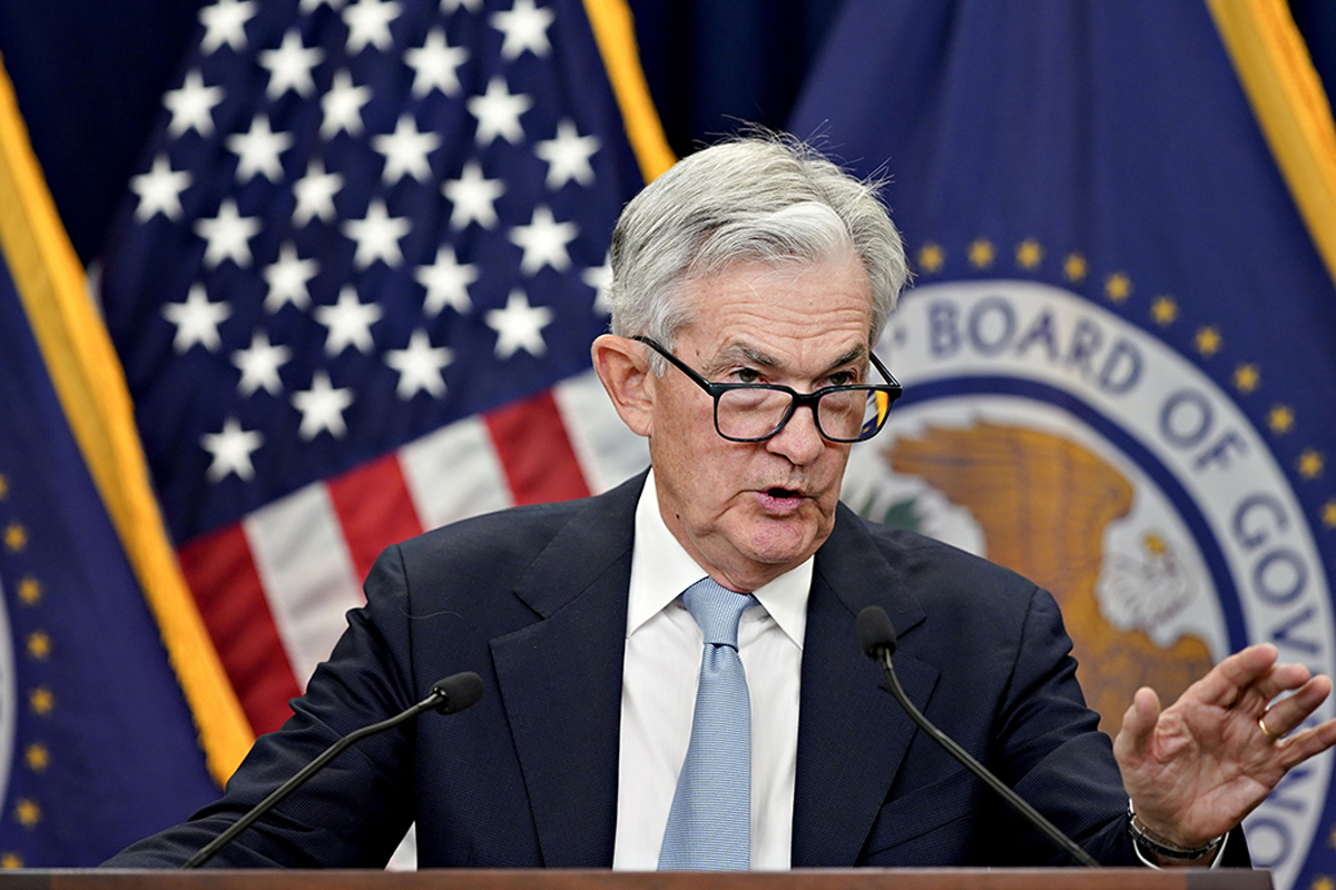 Fed Başkanı Powell'den faiz indirimi mesajı