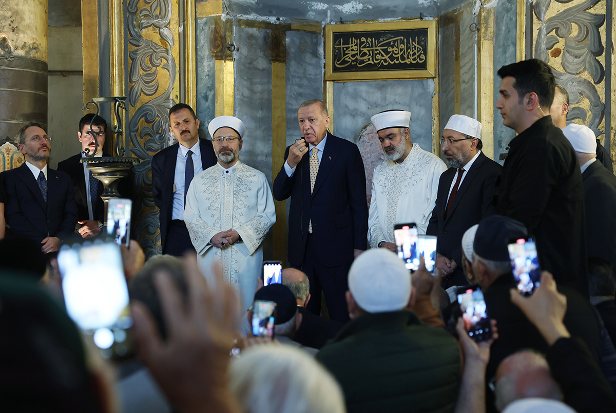 Ayasofya'da cuma namazı sonrası duayı Cumhurbaşkanı Erdoğan yaptı