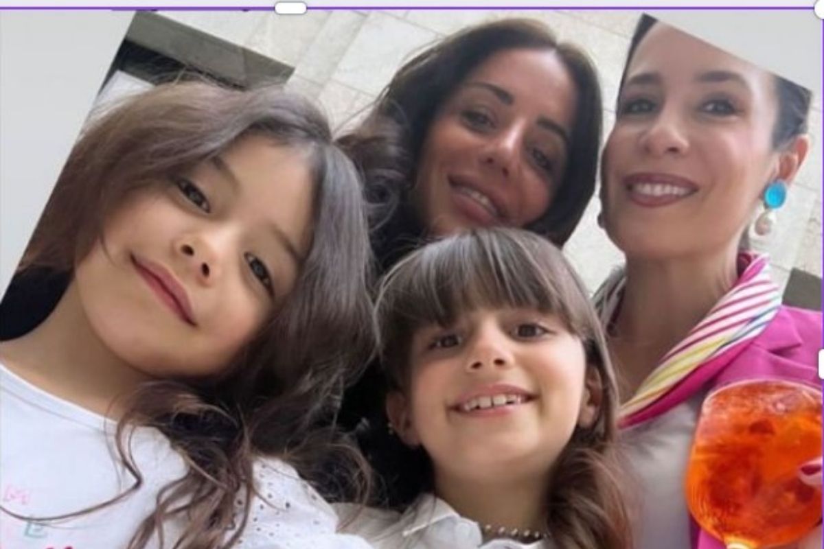 Maya Bitargil kontes arkadaşıyla Münih tatilinde