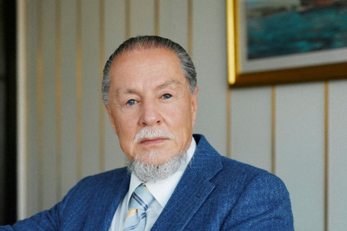 İsrailli iş insanı Eyal Ofer'in gemisine Hürmüz Boğazı'nda el konuldu