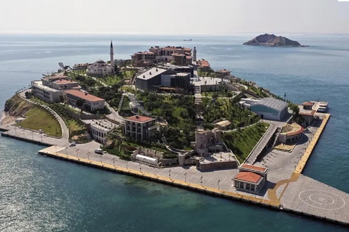 Albayrak Grubu, Yassıada'ya turist arıyor
