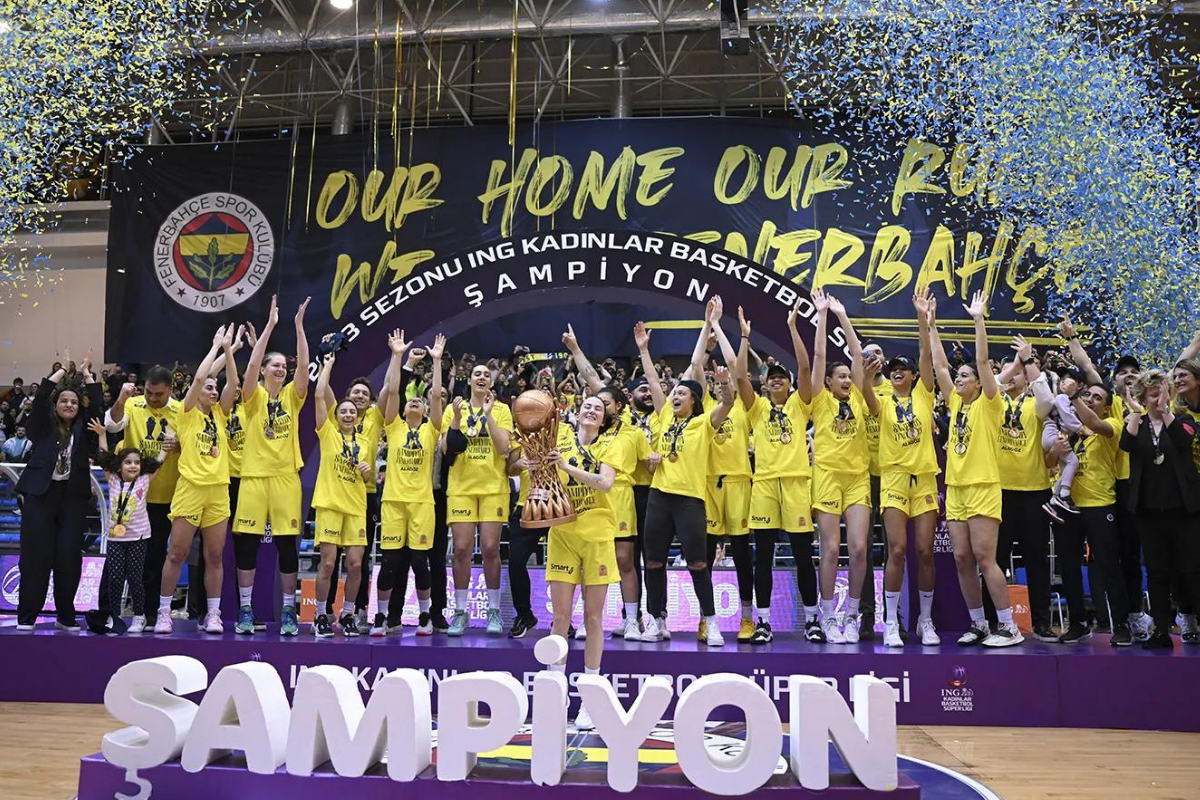 Fenerbahçe Kadın Basketbol Takımı, ligde 18. kez şampiyon oldu