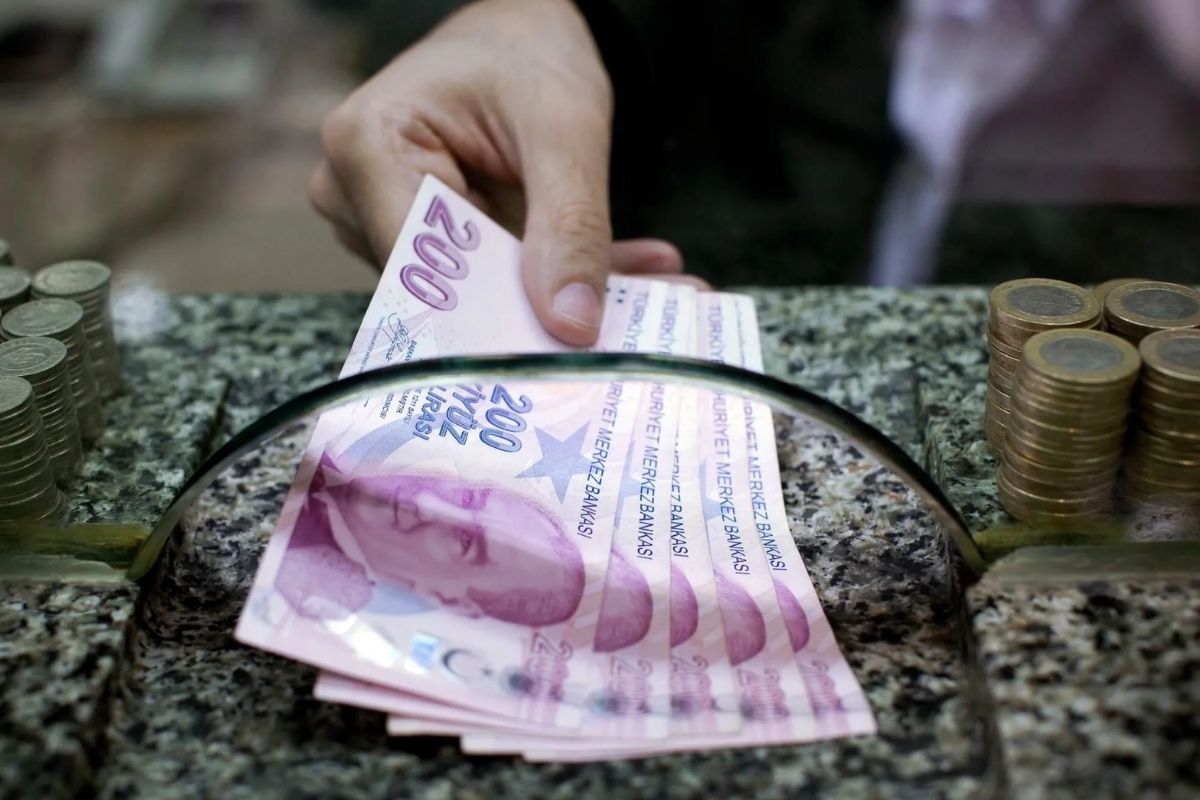 Bankalar faiz yarışında. 10 bin TL'ye bile yüzde 51 faiz var