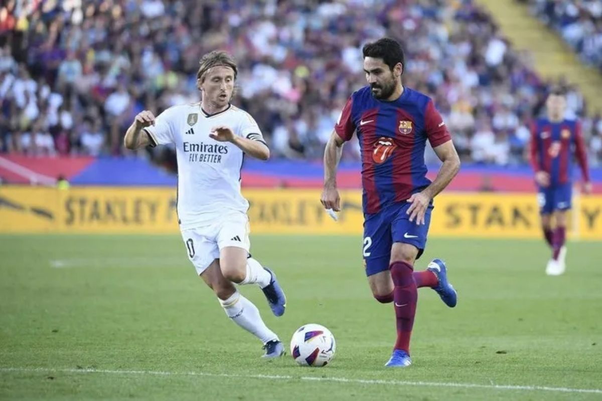 Barcelona'da İlkay Gündoğan krizi