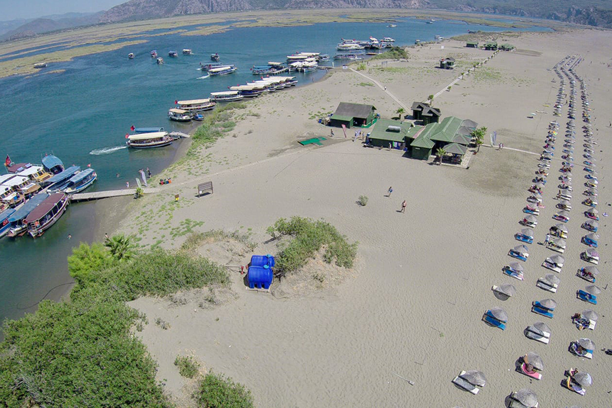 MUÇEV, seçimden önce iptal ettiği Muğla Dalyan'daki İztuzu Plajı işletmesi'ni 31 Mayıs’ta yeniden ihaleye çıkacak