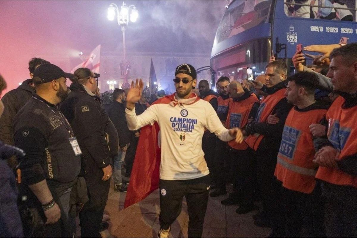 Milano'da Hakan Çalhanoğlu'na büyük sevgi
