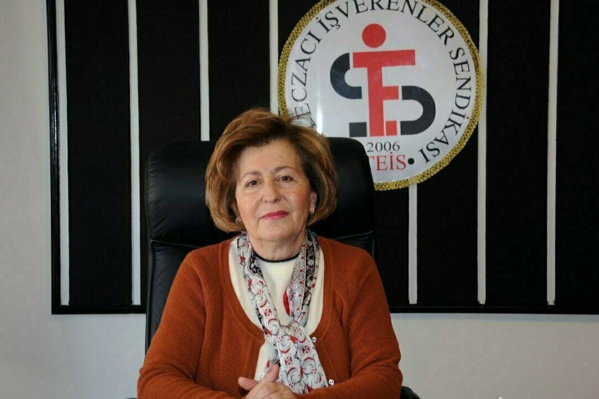 Eczacılardan "bilinçli vitamin kullanımı" uyarısı
