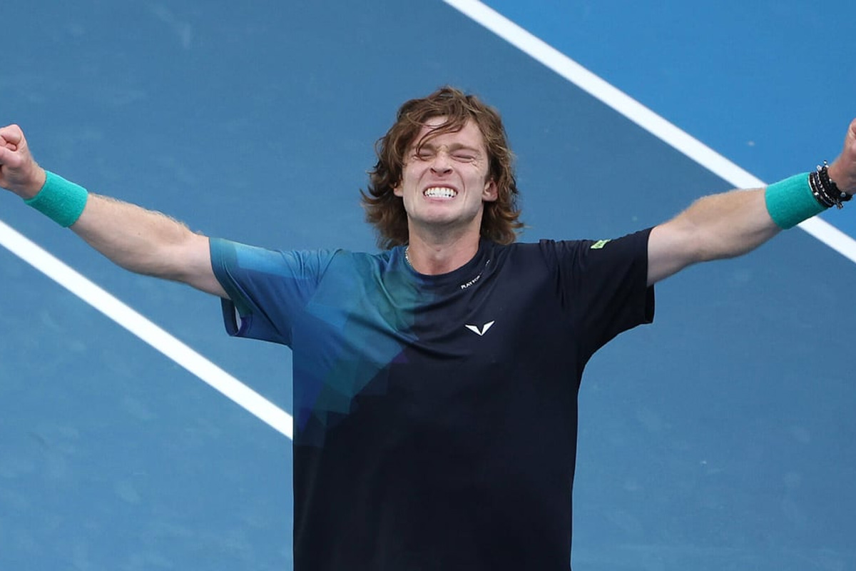 Madrid Açık Tenis Turnuvası'nı kazanan Rublev oldu