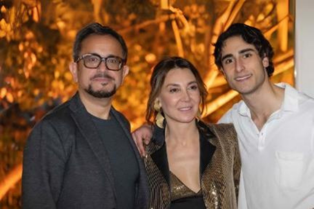 Oğlu Ali Sabancı'nın doğum gününü aile fotoğrafıyla kutladı