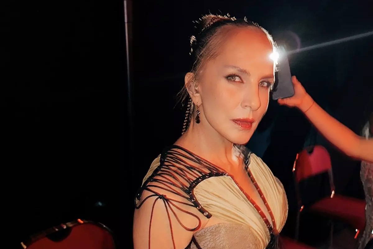 Sertab Erener'den 21 yıl sonra "Everyway That I Can"