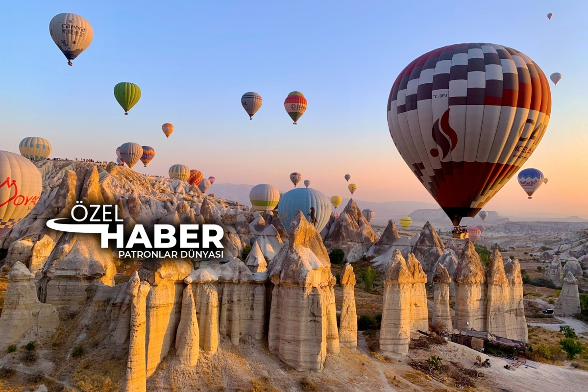 Türkiye’ye gelen ilave turist sayısı komşuyu ikiye, gelirleri altıya katladı