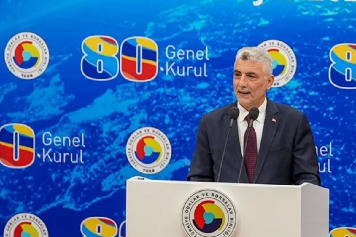 Bakan Bolat: Dış ticaret açığı son 10 ayda 30,4 milyar dolar azaldı