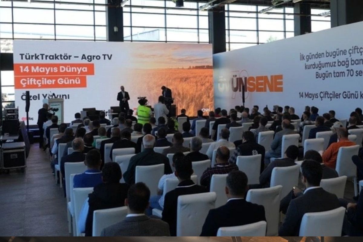 TürkTraktör Dünya Çiftçiler Günü'nü çiftçilerle kutladı