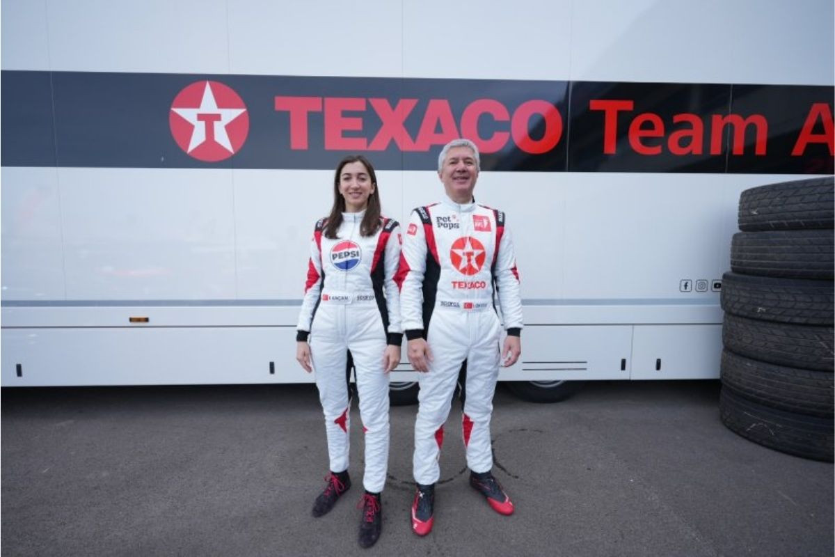 Türk kadın pilot Seda Kaçan, 19 Mayıs'ta İtalya'da piste çıkacak