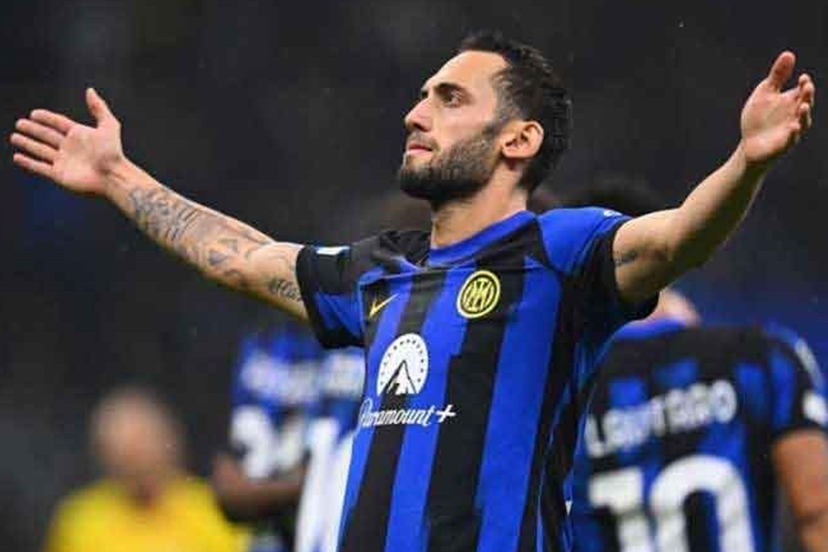 Hakan Çalhanoğlu: Türkiye'ye geldiğimde dışlanmış gibi hissediyorum