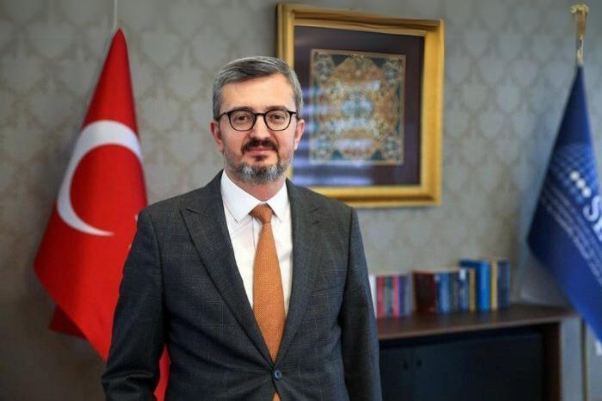 Sabah gazetesi yazarı Burhanettin Duran veda etti