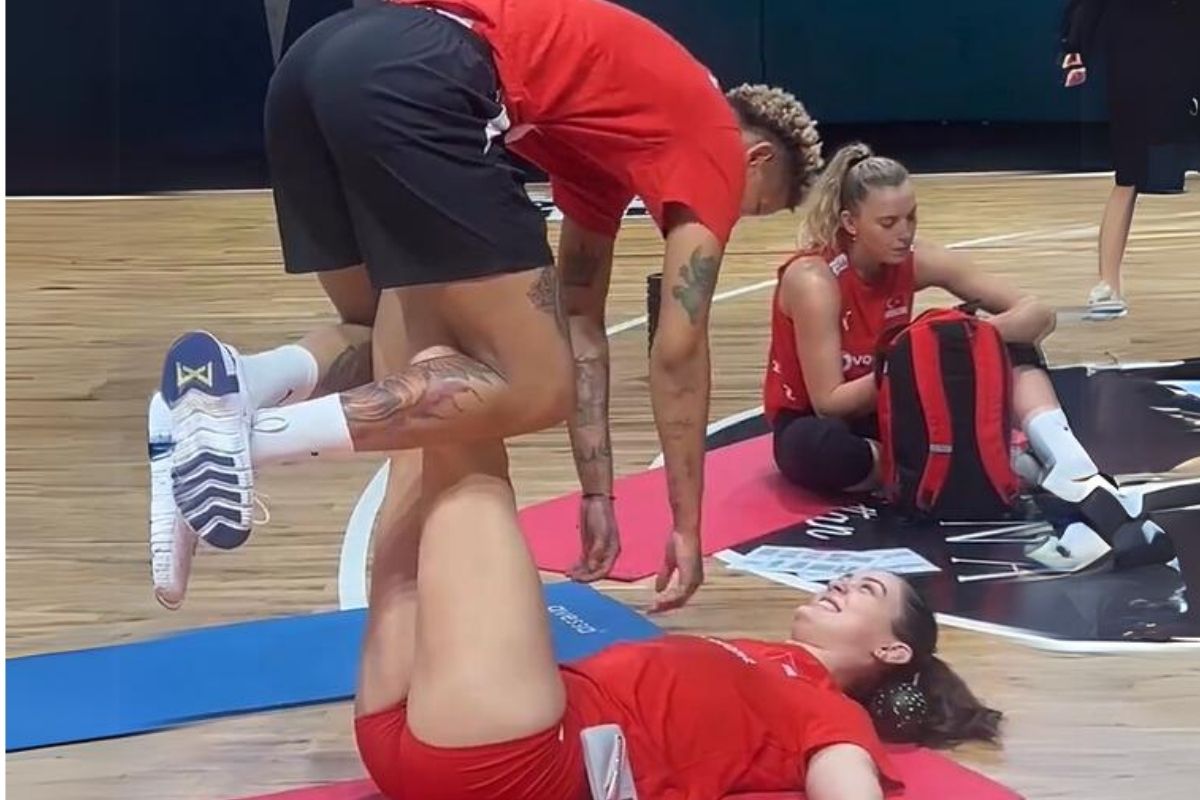 Zehra Güneş'in Melissa Vargas ile eğlenceli antrenmanı
