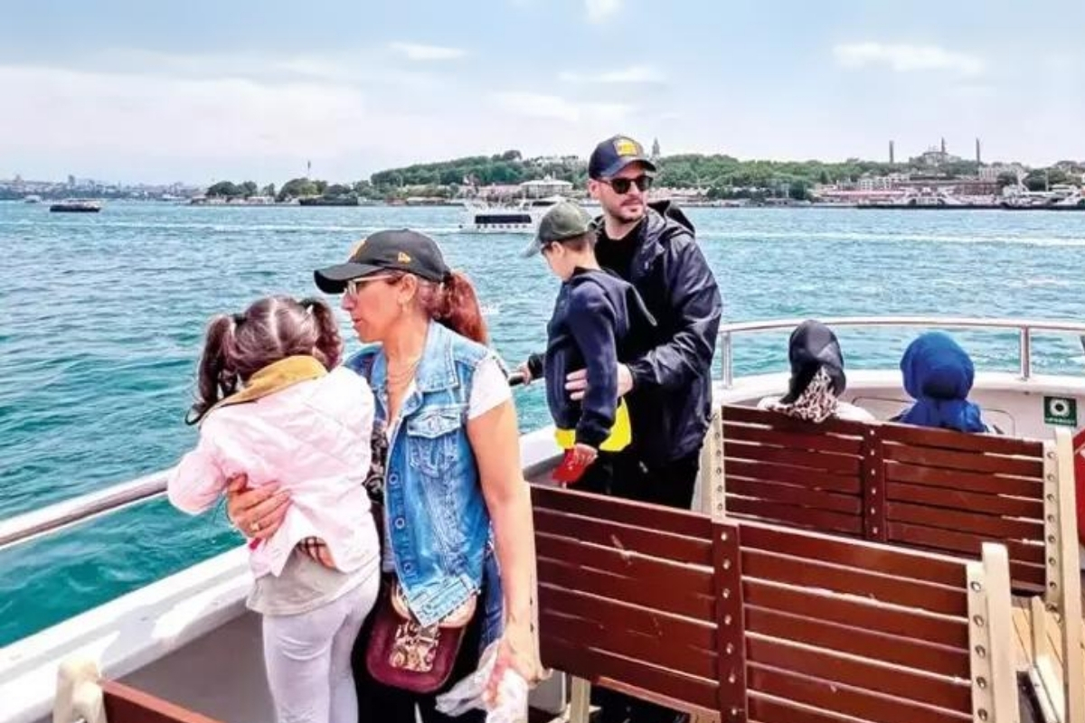 Tolgahan Sayışman'ın Adalar keyfi