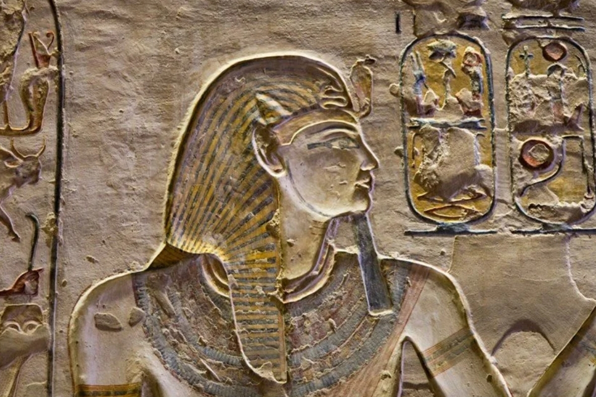 Mısır'ın en güçlü firavunu 2. Ramses'in gizemli mezarı