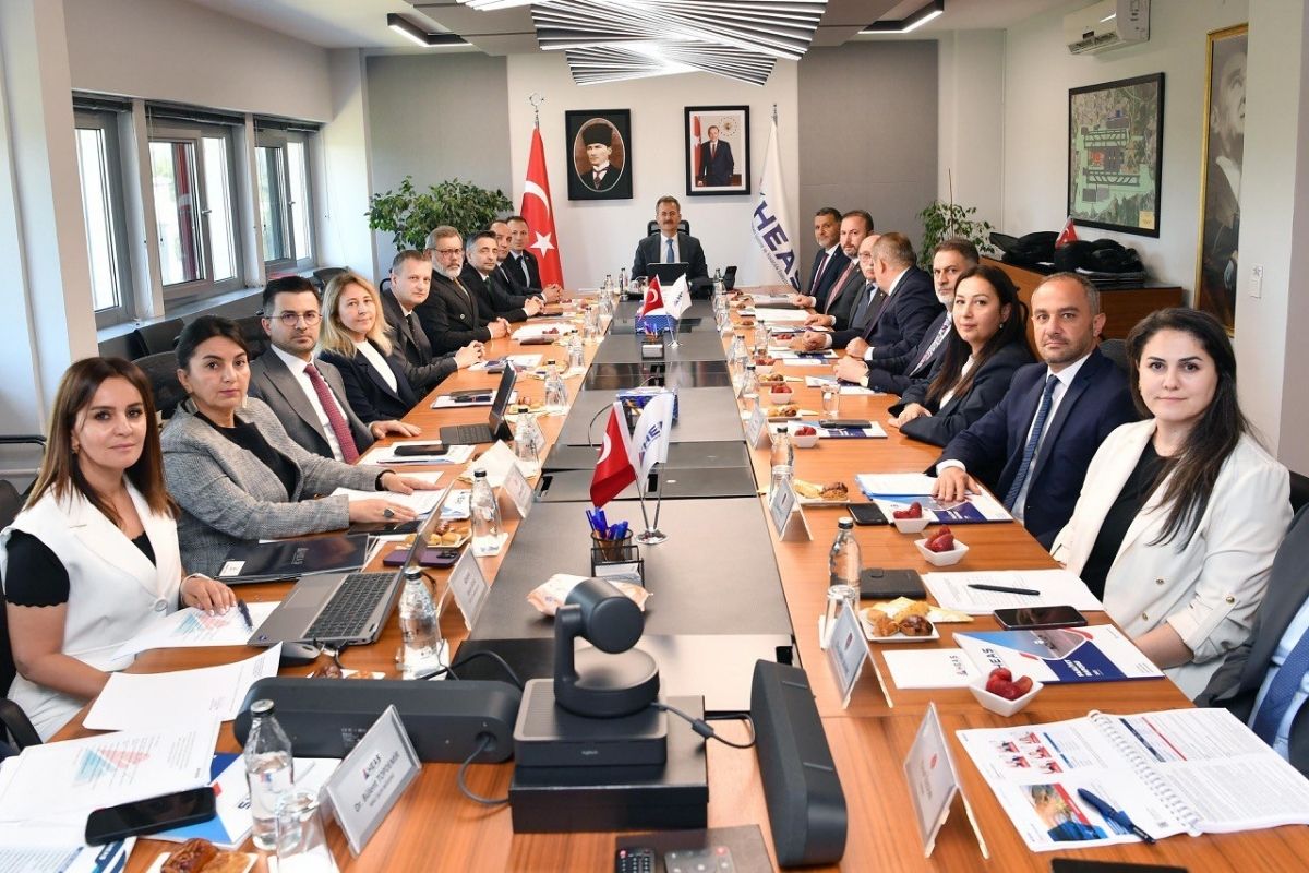 HEAŞ’ta yönetim kırulu başkanı Metin Yerebakan oldu