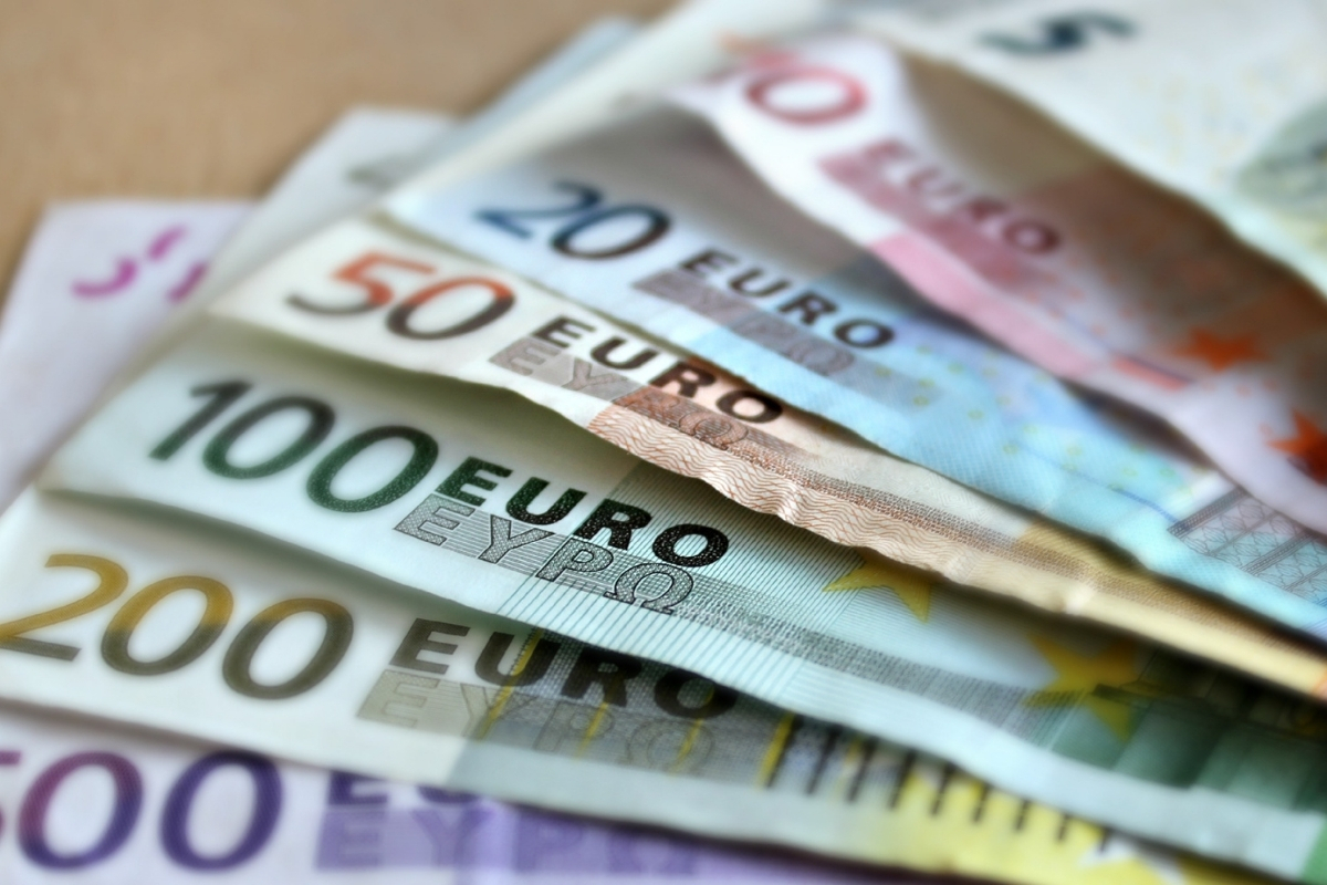 Euro Bölgesi'nde üretici fiyatları nisanda düştü