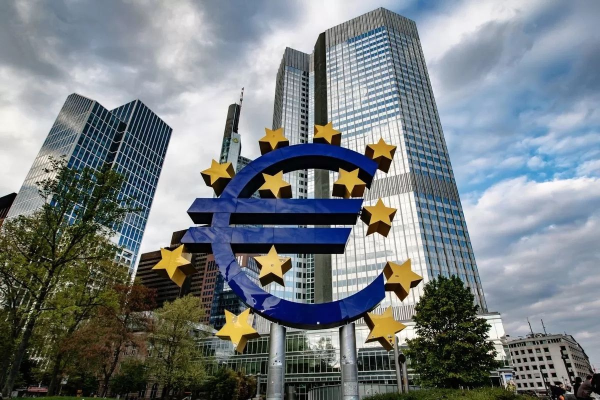 Avrupa Merkez Bankası beş yıl sonra faiz indirimine gitti