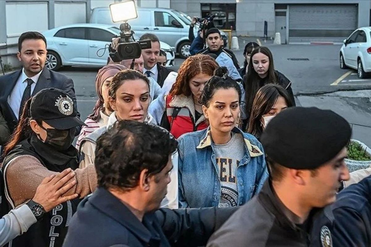 Dilan Polat'ın yargılandığı davanın hakimi çekilme kararı aldı