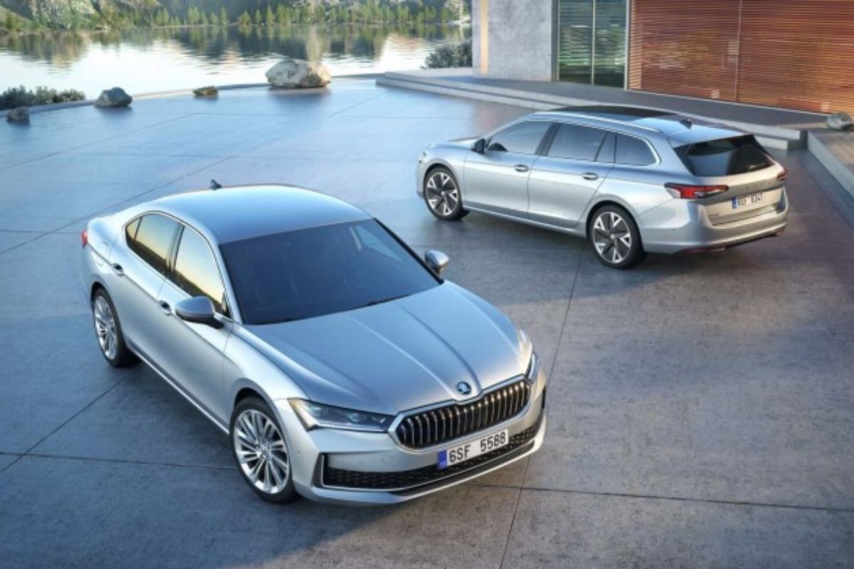 Skoda'nın yeni Superb modeli Türkiye'de ön sipariş patlaması yarattı
