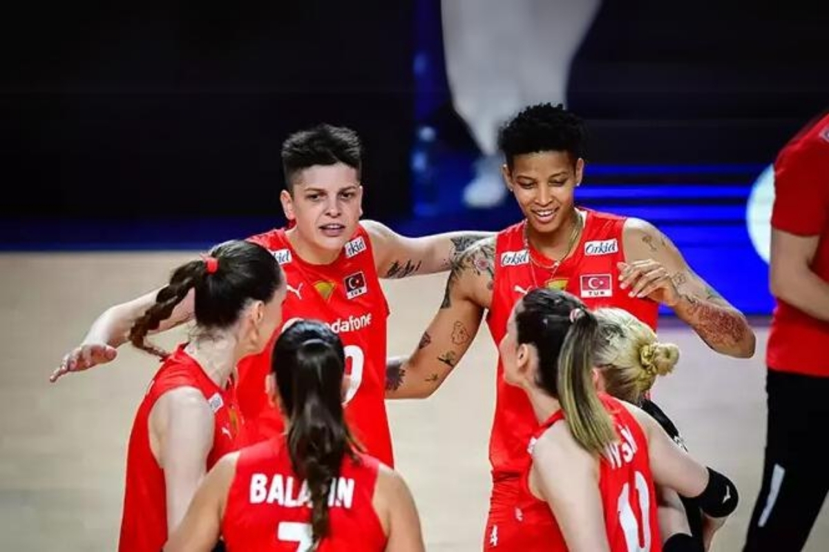 Filenin Sultanları Dominik Cumhuriyeti'ni geriden gelip yendi