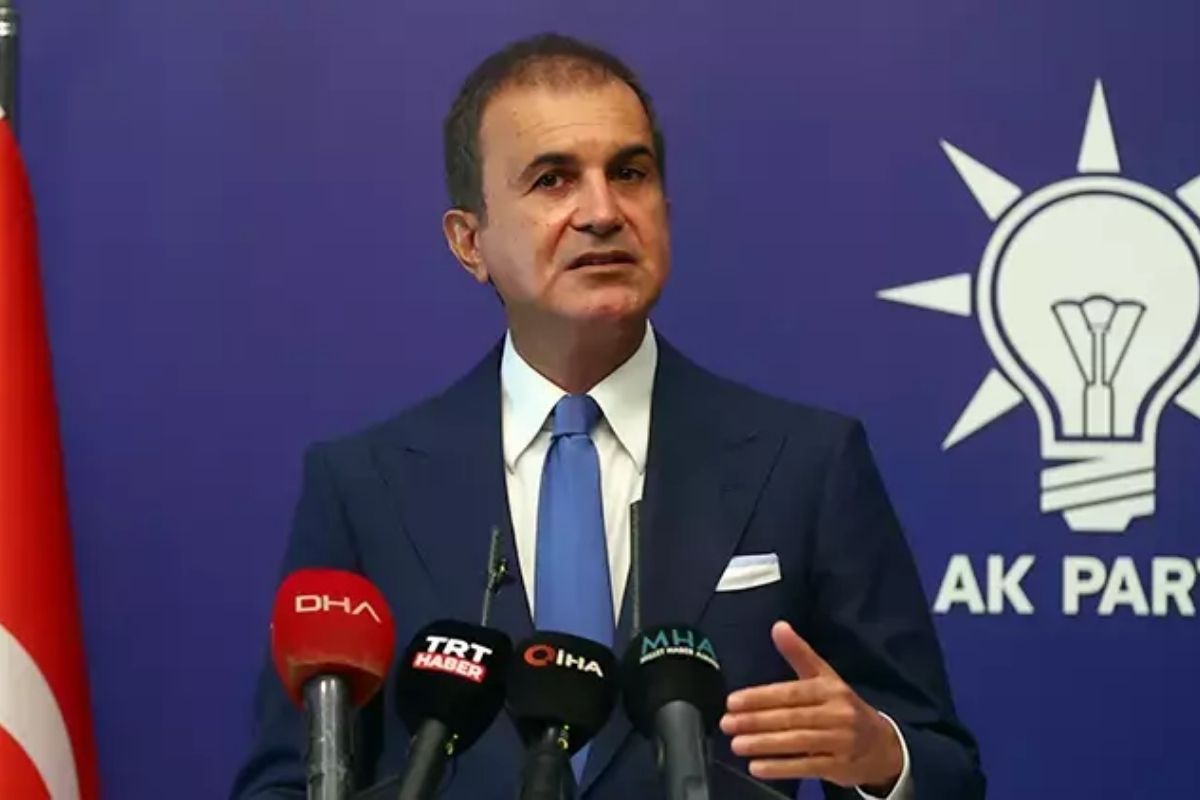 Çelik'ten Özel'in sözleri için 'saygısız bir siyasi saldırganlık' tepkisi
