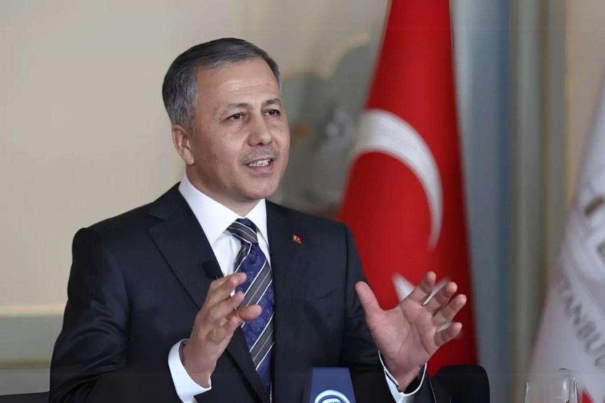 Bakan açıkladı: Bir yılda 585 suç örgütü çökertildi