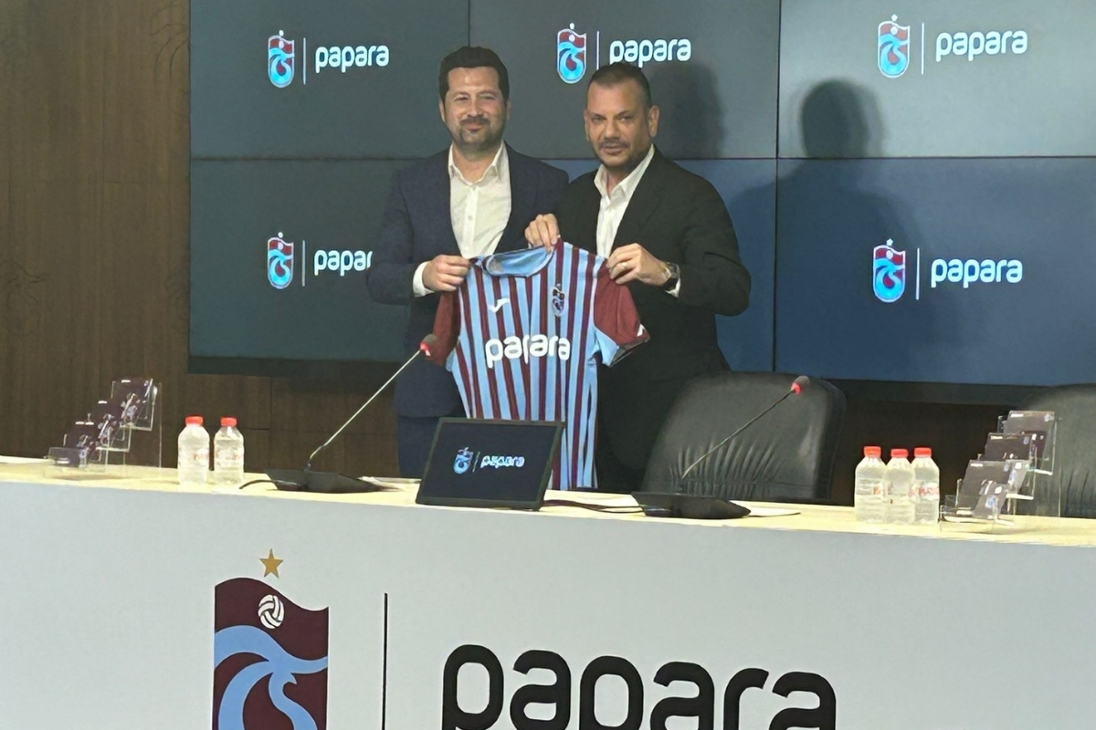 Papara Trabzonspor’un göğüs sponsoru oldu