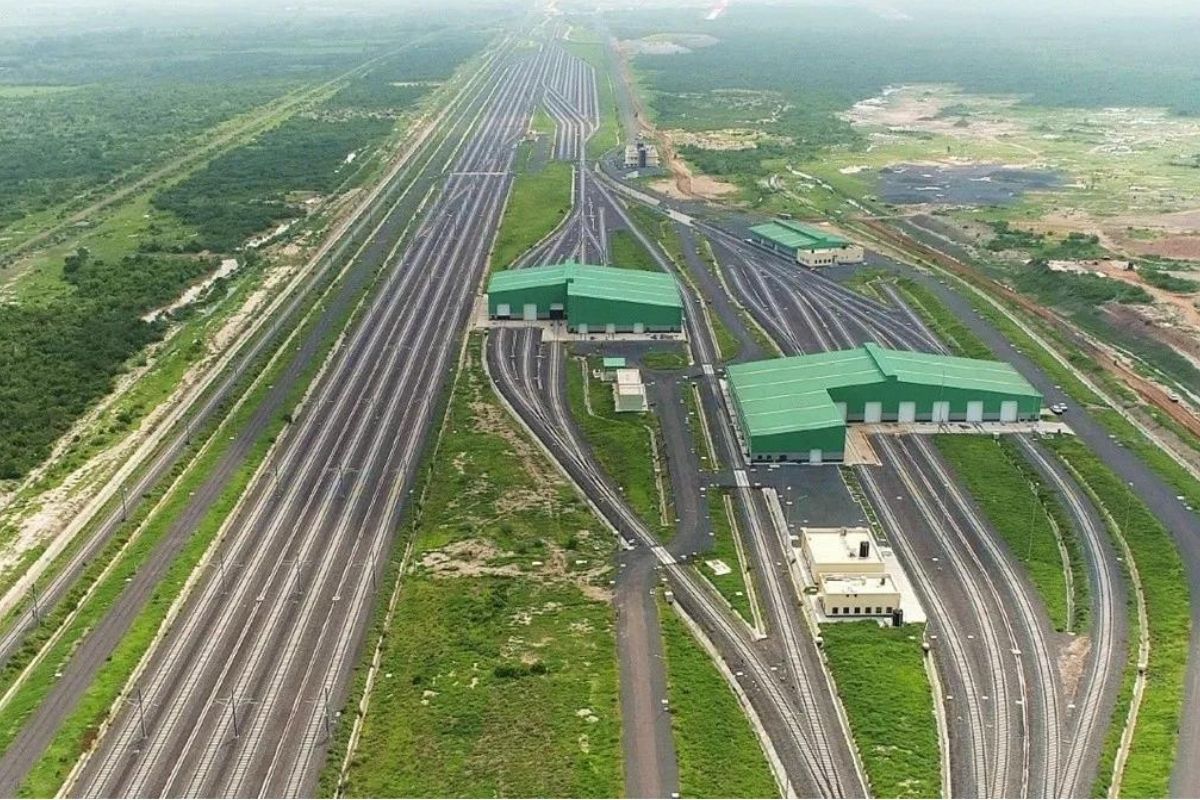 Yapı Merkezi inşa etti: Tanzanya'daki demir yolu faaliyete geçti