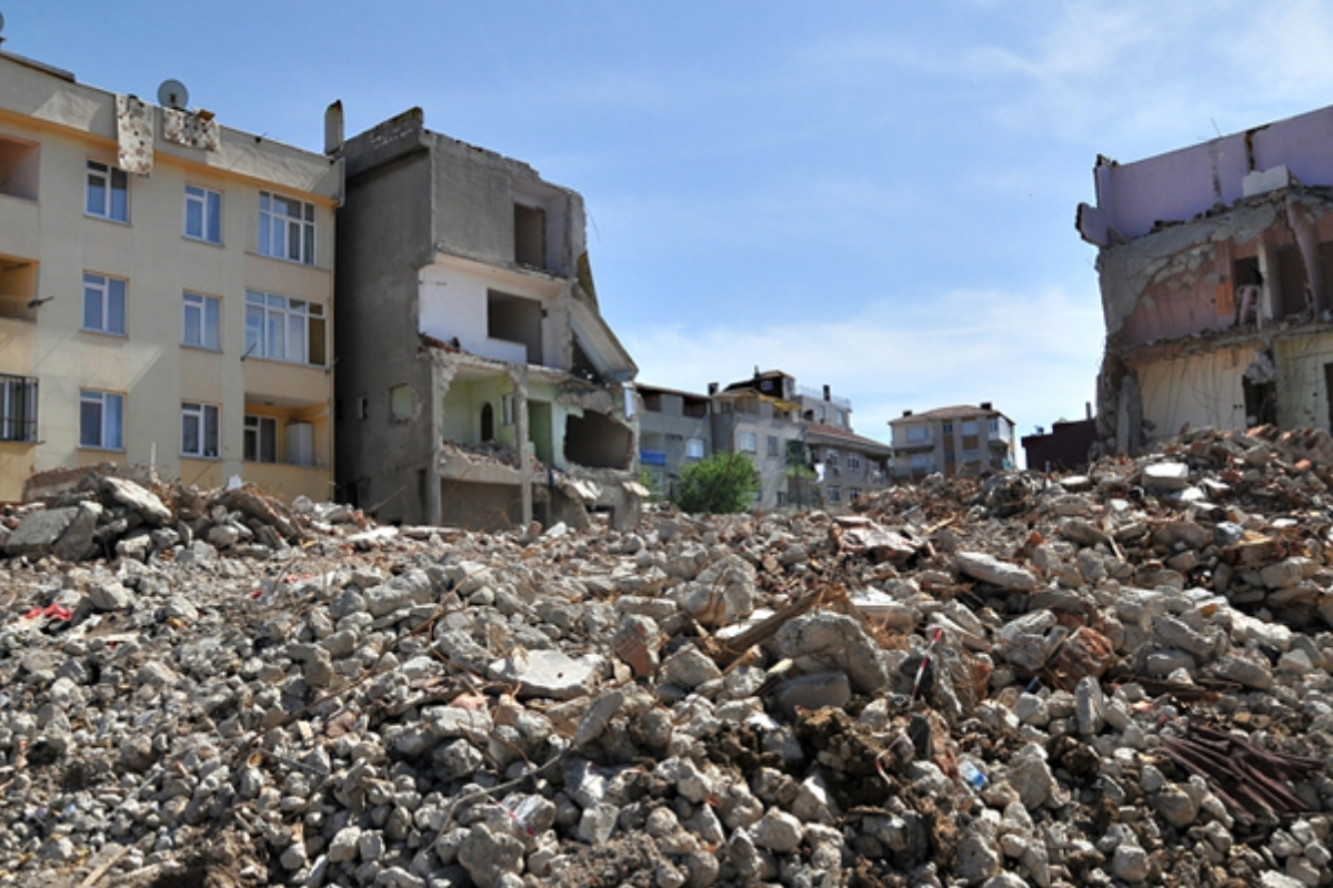 Kentsel dönüşümde Bina Tamamlama Sigortası'nın detayları merak konusu oldu