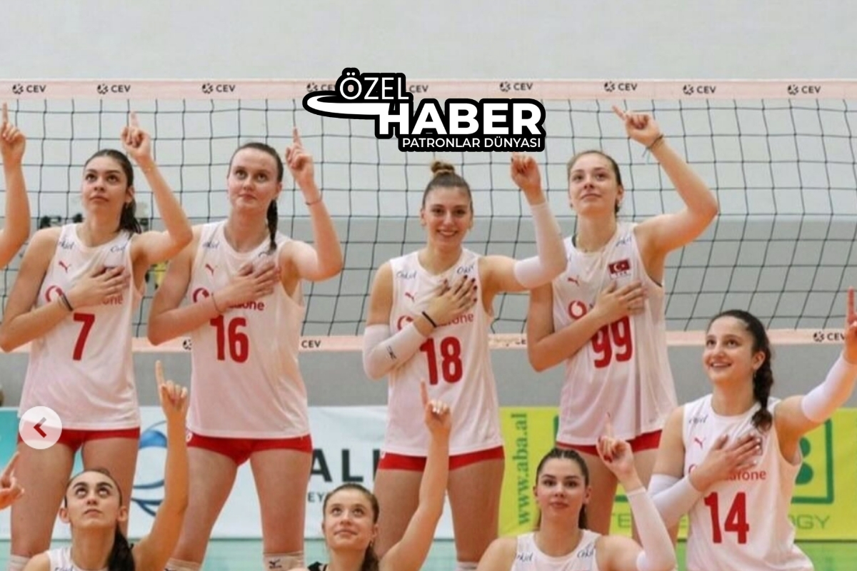 U18 Kadın Milli Voleybol Takımında torunu Mina Olgar'ın yer aldığı Kadriye Olgar gururunu paylaştı