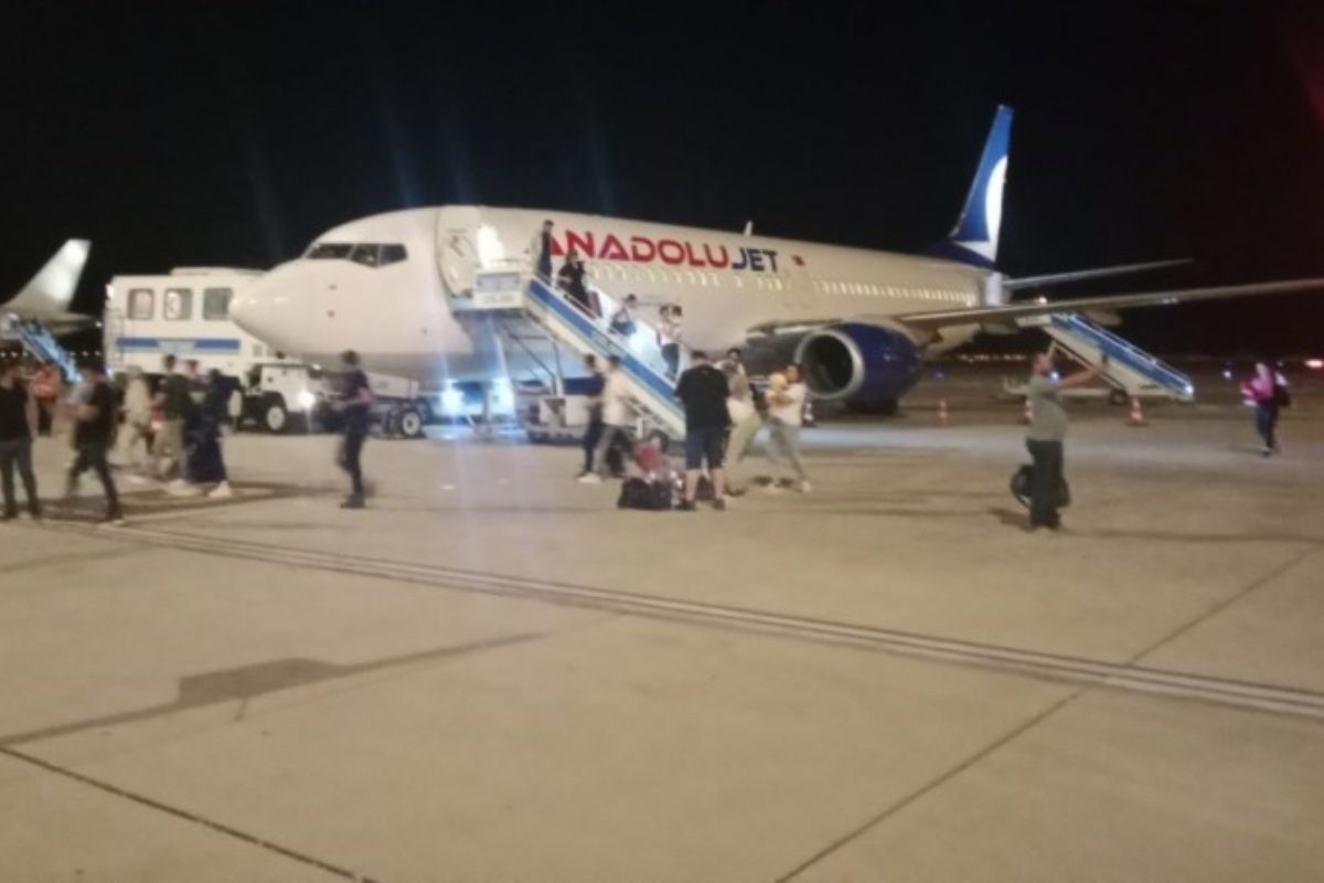 Anadolu Jet uçağında türbülans paniği