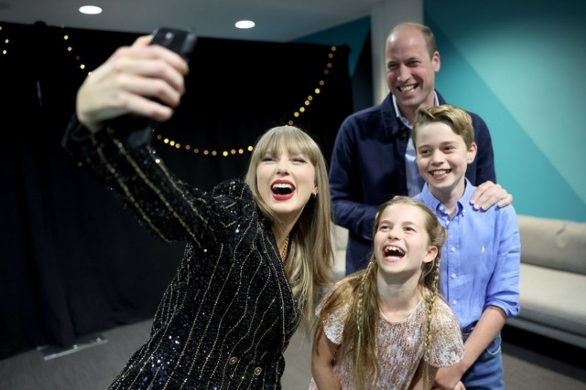 Prens William 42'nci yaşını Taylor Swift konserinde kutladı