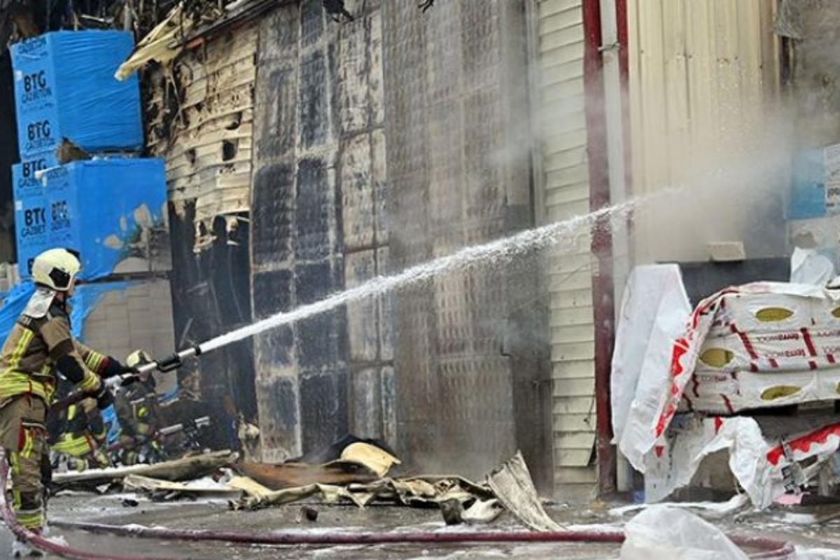 Ankara'da palet fabrikasındaki yangın kontrol altına alındı