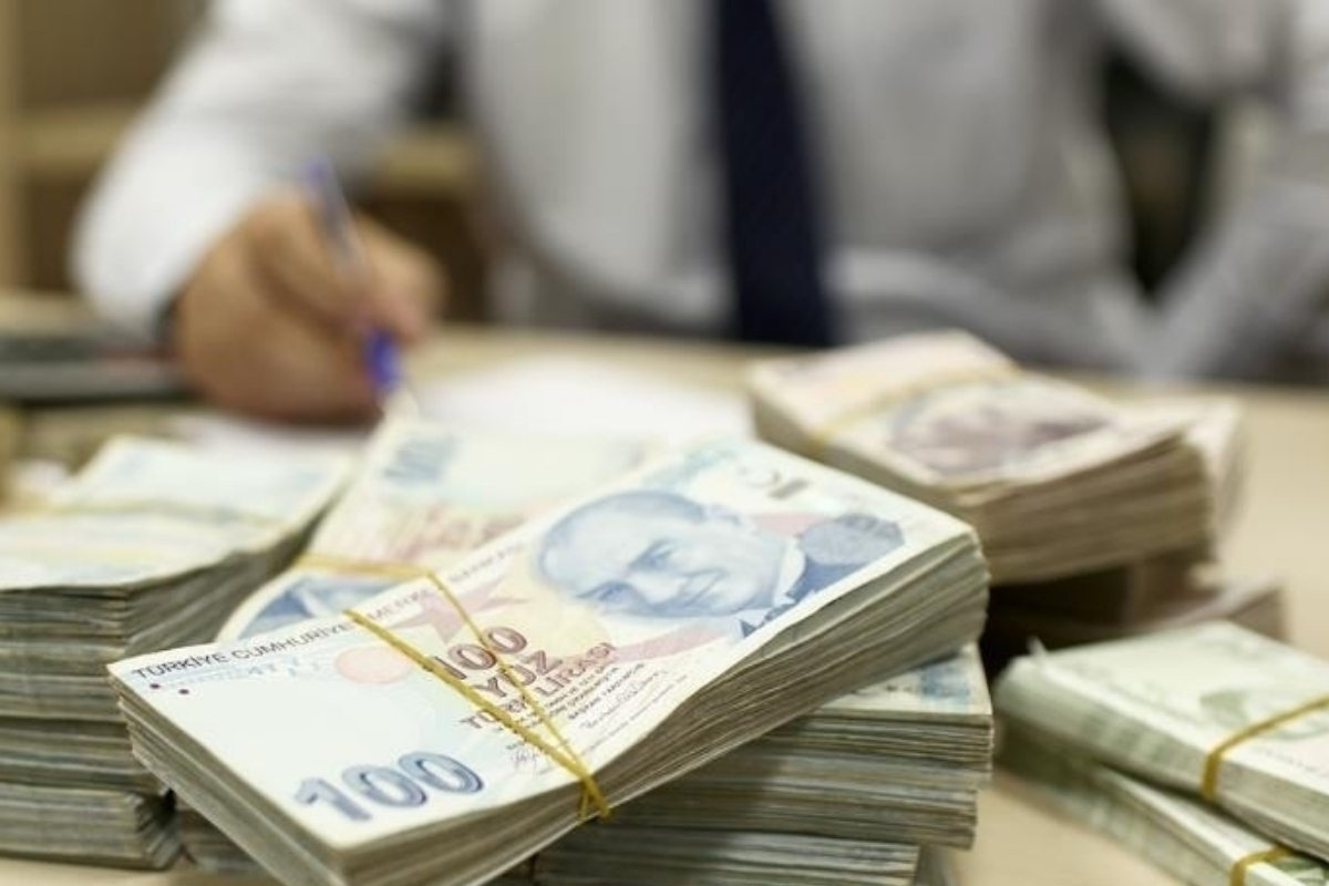 Bankacılık sektörünün kredi hacmi 14 Haziran haftasında 13,7 trilyon lira oldu