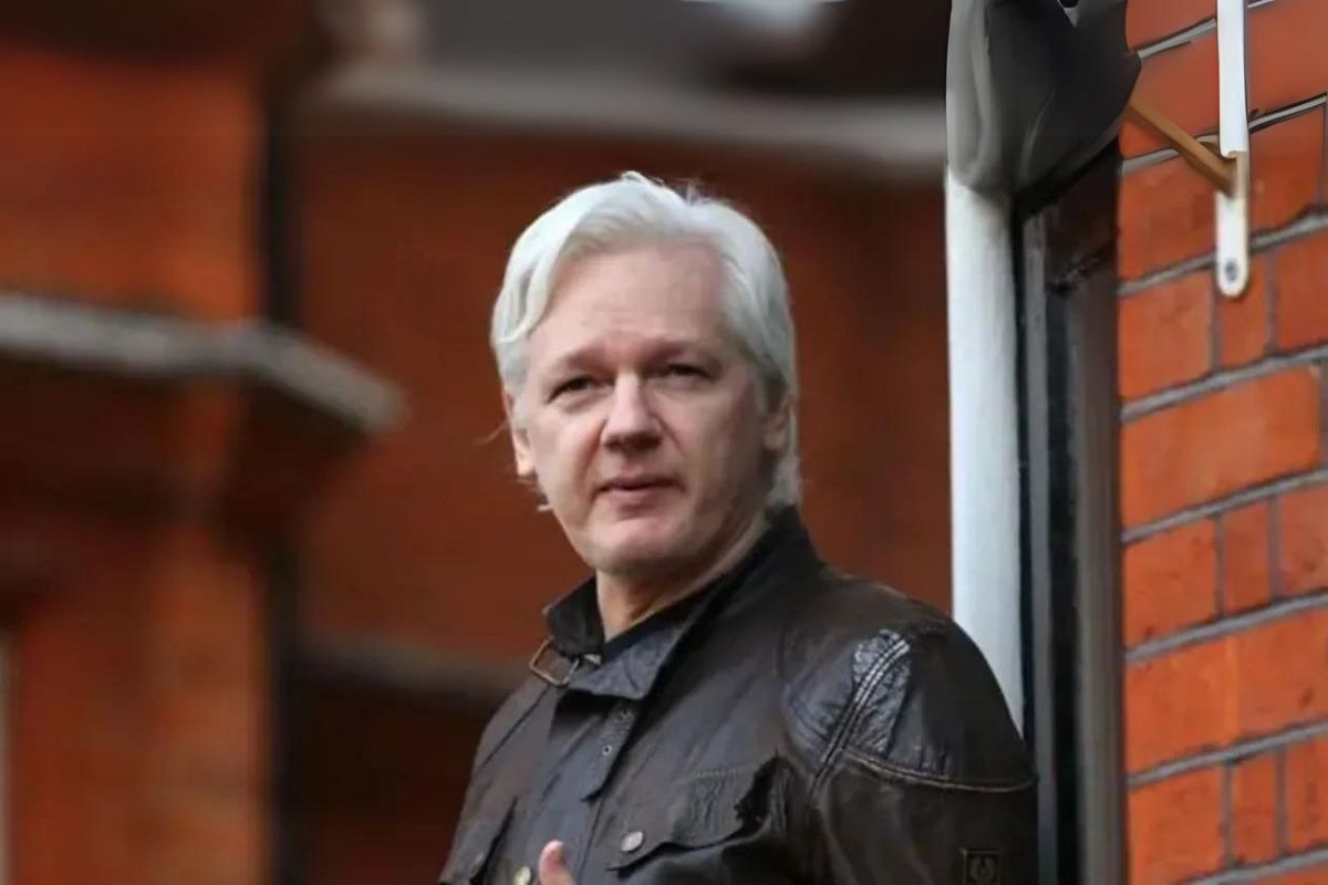 Wikileaks kurucusu Assange, ülkesine dönüyor